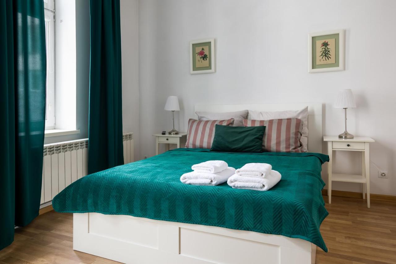Discover Krakow Apartments - 3 Rakowicka St - Classic Apartments Near Main Station - Netflix Экстерьер фото
