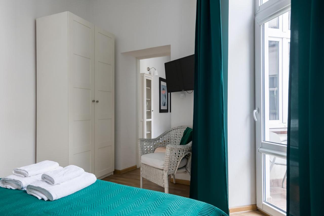 Discover Krakow Apartments - 3 Rakowicka St - Classic Apartments Near Main Station - Netflix Экстерьер фото