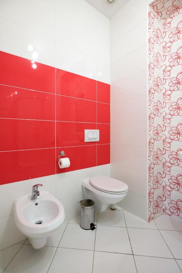 Discover Krakow Apartments - 3 Rakowicka St - Classic Apartments Near Main Station - Netflix Экстерьер фото